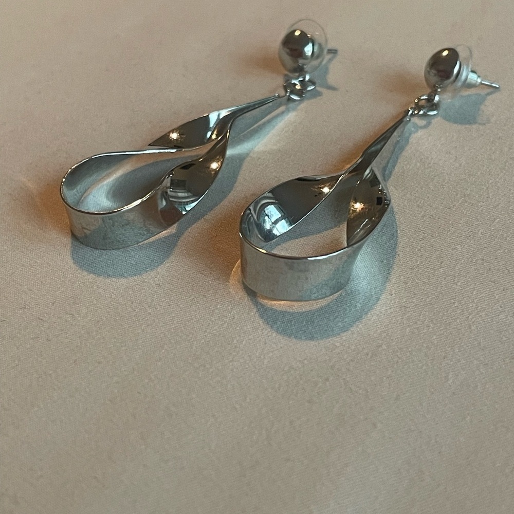 Silver Ribbon Drop Earrings - Picture 3 of 4